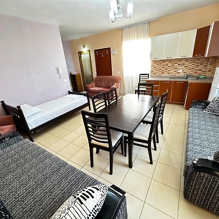 Romance Holiday Garden Inn Δυρράχιο Εξωτερικό φωτογραφία