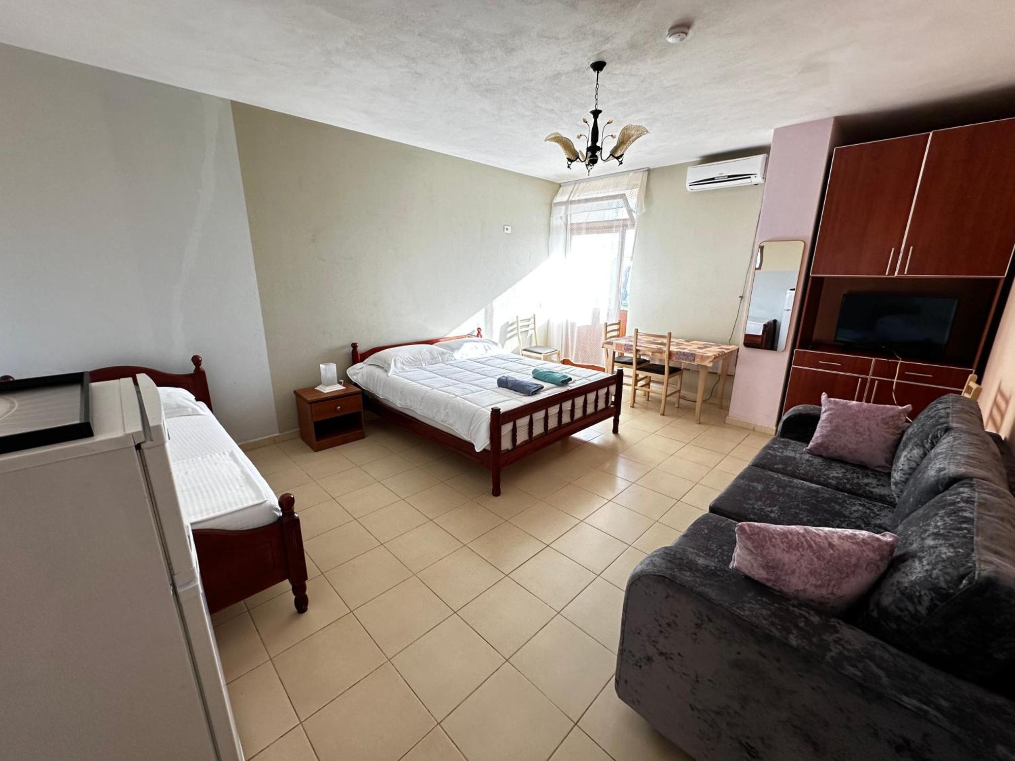 Romance Holiday Garden Inn Δυρράχιο Εξωτερικό φωτογραφία